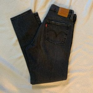 Levi’s 501 Gray Skinny Jeans 27x28